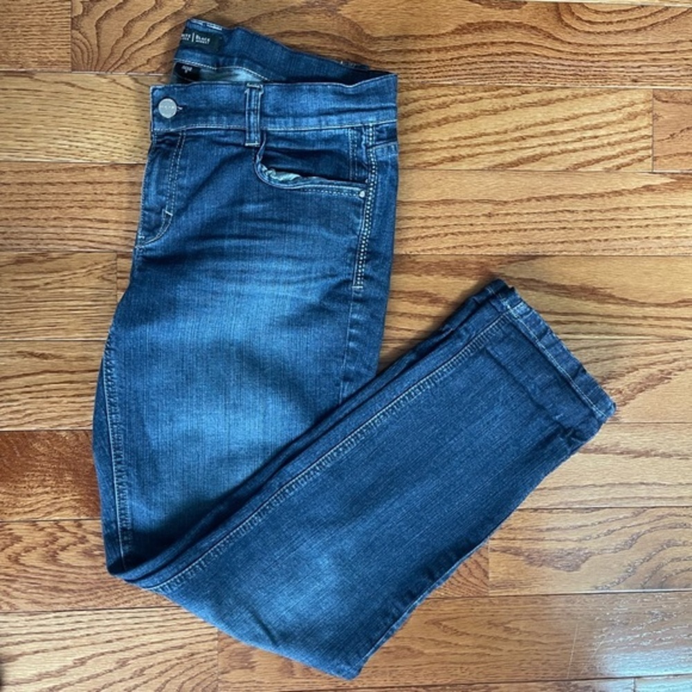 White House Black Market Straight Fit‎ Jeans
